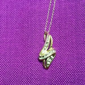 Diamond and gold necklace